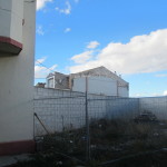 Edificio con terreno en alquiler