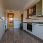 Piso en Utebo, con solarium.