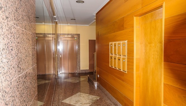 Piso en Utebo, con solarium.